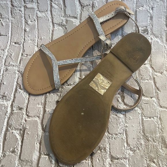 Spring ladies size 10 sandals - Picture 4 of 5